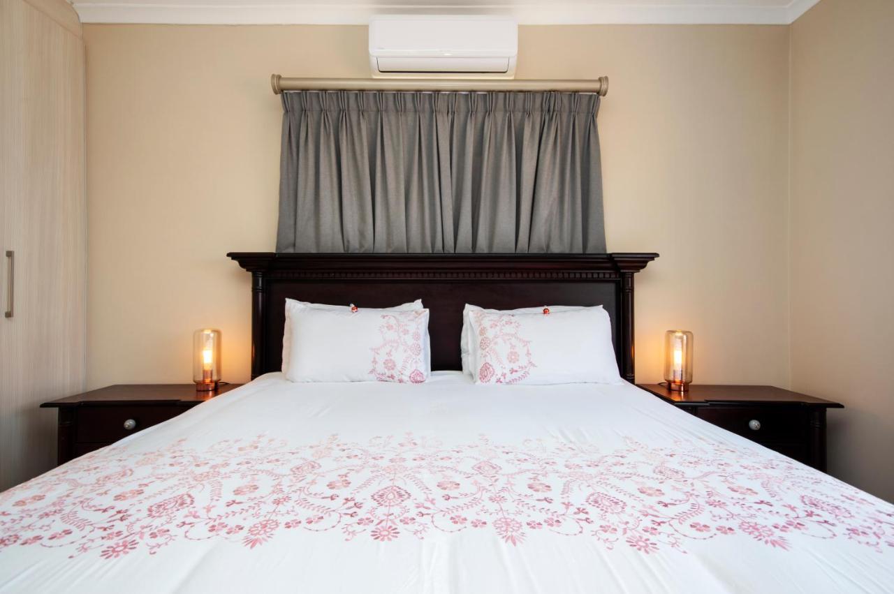 Nautilus Guesthouse Port Elizabeth Exterior photo