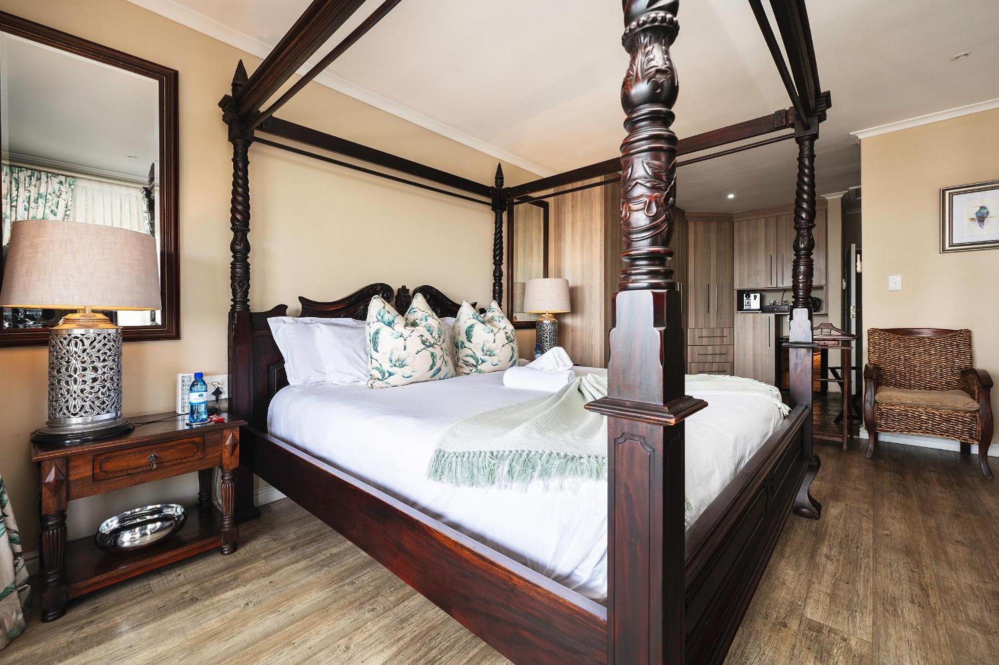 Nautilus Guesthouse Port Elizabeth Exterior photo